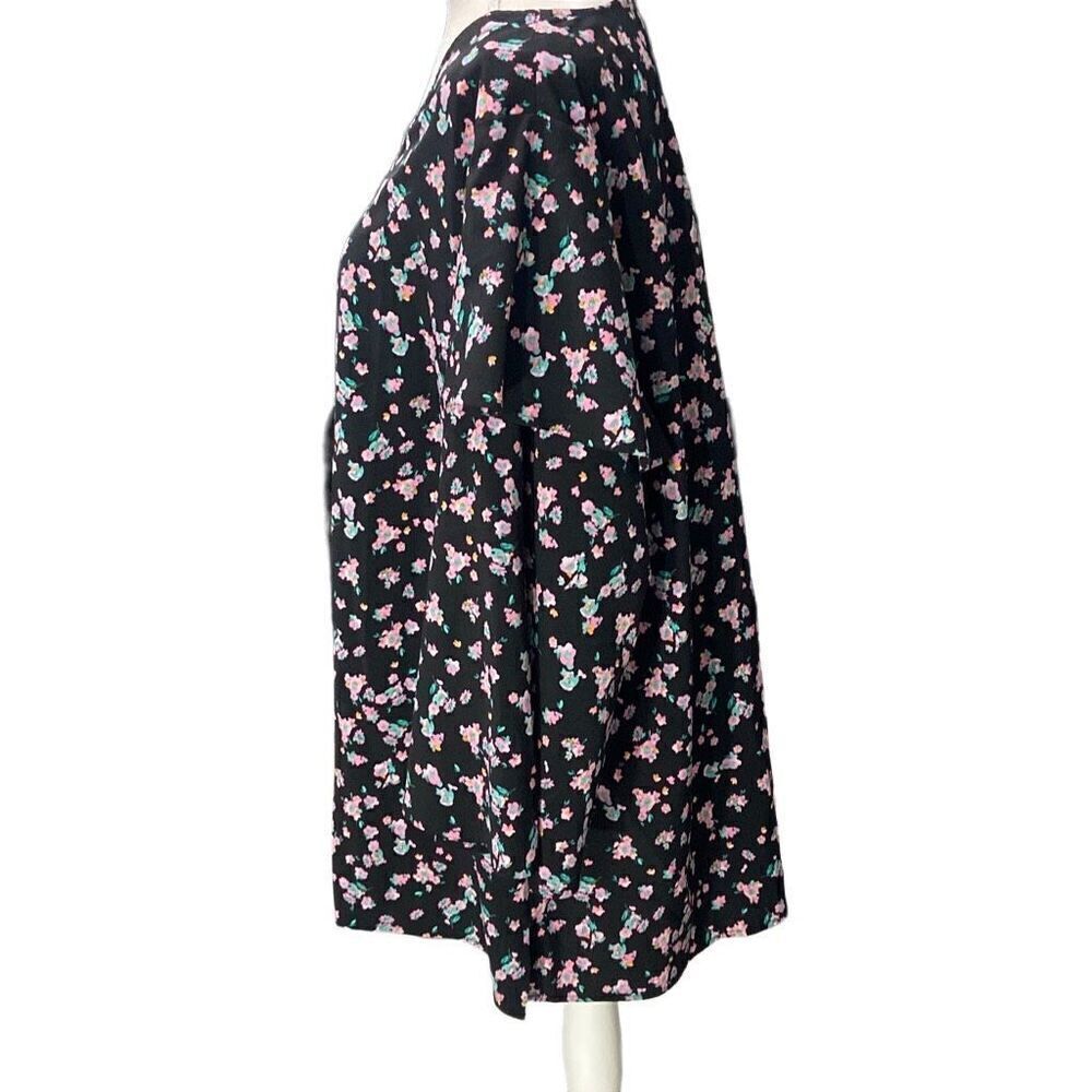 Lane Bryant Blouse Black Floral Tiered Long Sleeve V Neck Size 18/20 - Picture 3 of 5